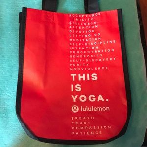 🏃🏽‍♀️Lululemon Shopping Bag in mint condition